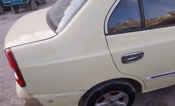 هيونداي فيرنا 2011 - صورة 1