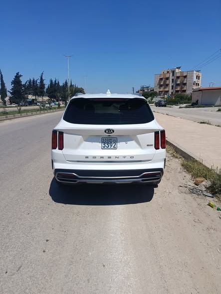 كيا سورينتو 2021 - صورة 2