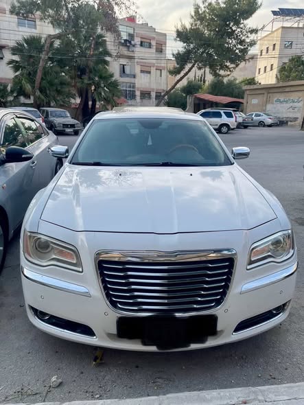 كرايسلر 300 2013 - صورة 1