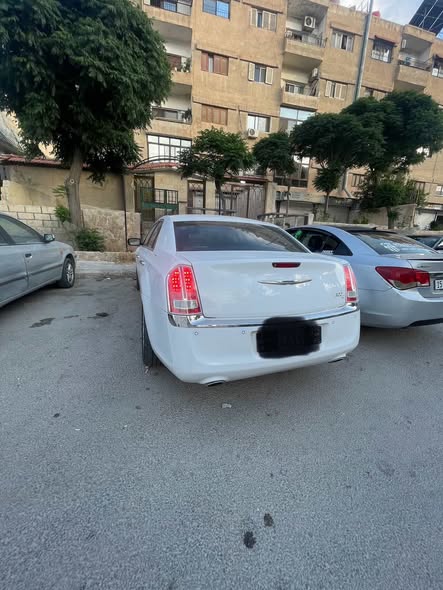 كرايسلر 300 2013 - صورة 3