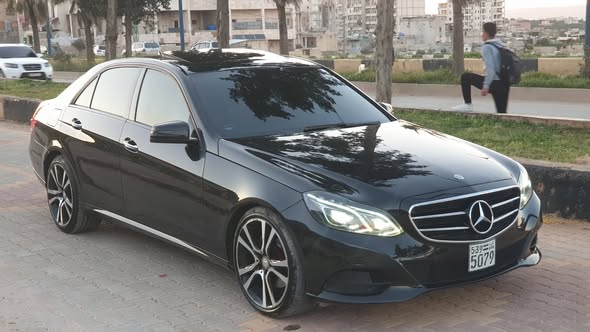مرسيدس E220 2016 - صورة 3