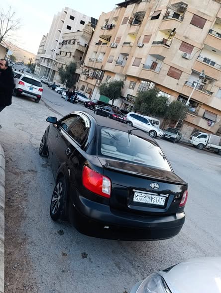 كيا ريو 2008 - صورة 1