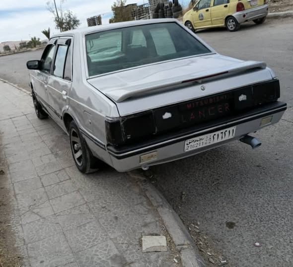 ميتسوبيشي لانسر 1983 - صورة 3