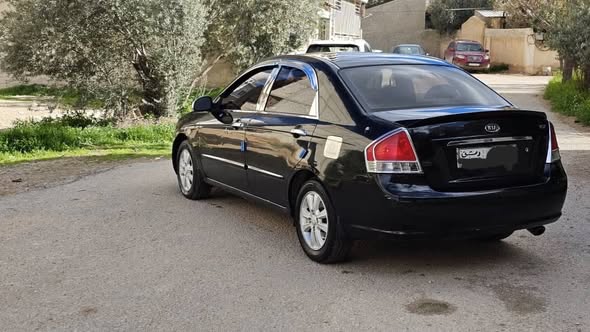 كيا سيراتو 2007 - صورة 2