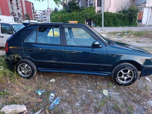 سكودا فيليشيا 2000 - صورة 2