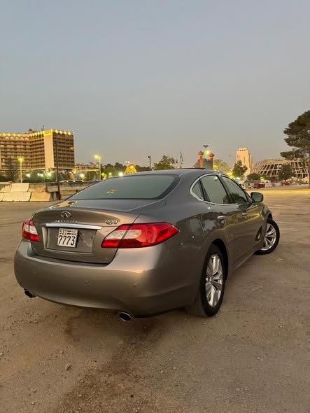 انفينيتي Q70 2011 - صورة 2
