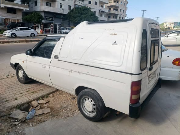 سكودا بيك أب 1995 - صورة 4