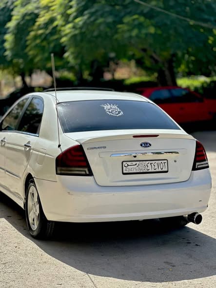 كيا سيراتو 2008 - صورة 5