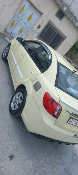 كيا ريو 2010 - صورة 1