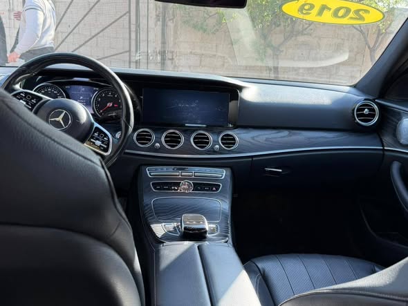 مرسيدس E300 2019 - صورة 3