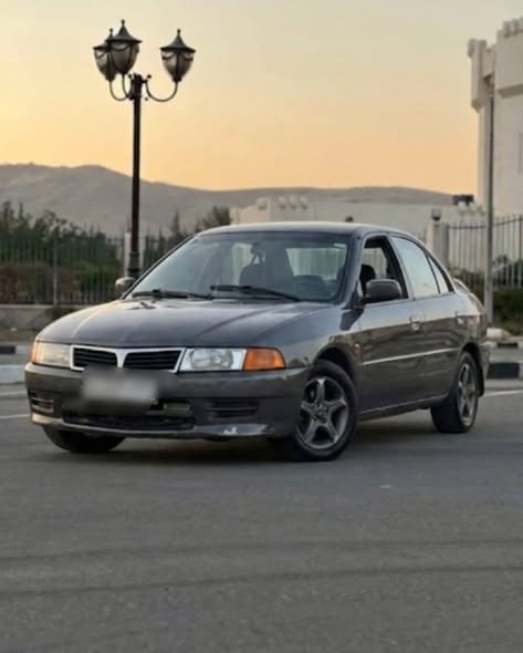 ميتسوبيشي لانسر 1997 - صورة 3