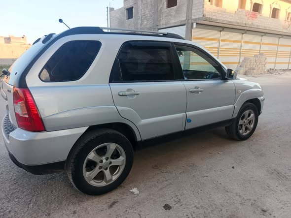 كيا سبورتاج 2009 - صورة 3