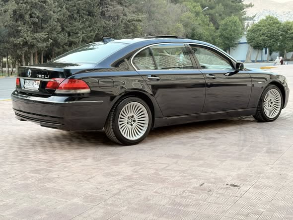 بي إم دبليو 730 2008 - صورة 4