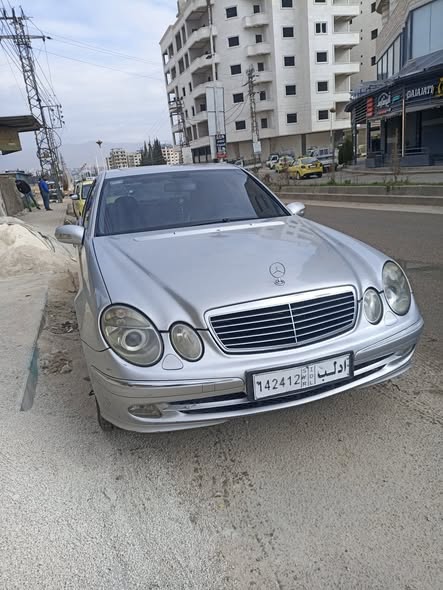 مرسيدس E-Class 2005 - صورة 1