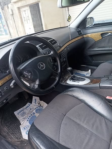 مرسيدس E-Class 2005 - صورة 3