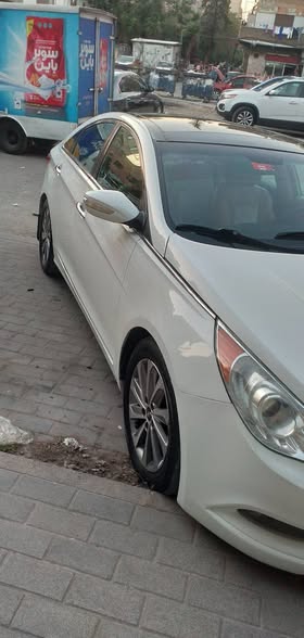 هيونداي سوناتا 2012 - صورة 2