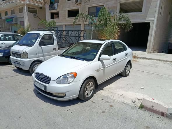 هيونداي فيرنا 2006 - صورة 2