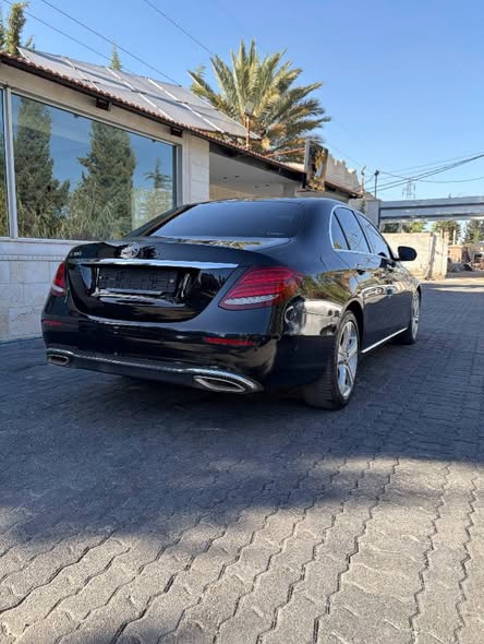 مرسيدس E200 2018 - صورة 3