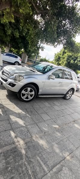 مارسيدس ML300 2010 - صورة 1
