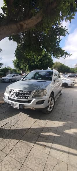 مارسيدس ML300 2010 - صورة 3