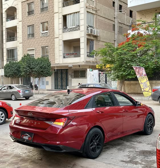 هيونداي إلنترا 2021 - صورة 5