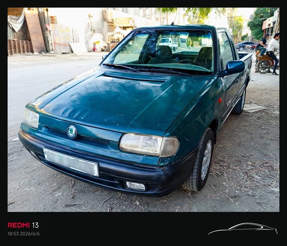 سكودا بيك أب 2000 - صورة 1
