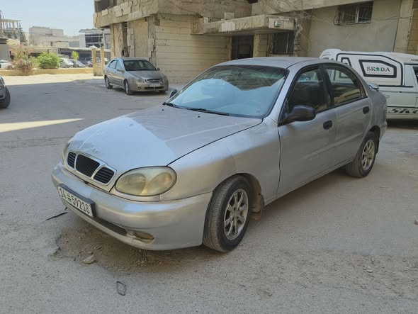 دايو لانوس 2002 - صورة 2