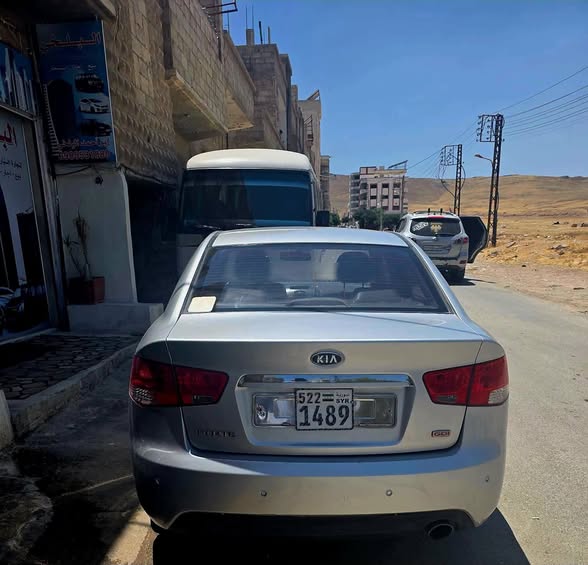 كيا فورتي 2013 - صورة 4