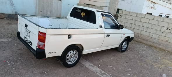 سكودا بيك أب 1994 - صورة 3