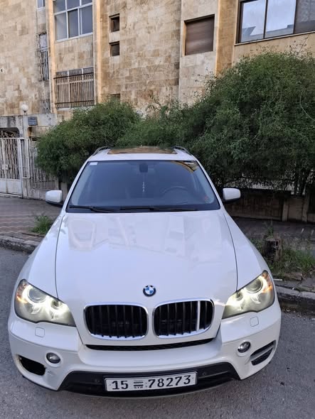 بي إم دبليو X5 2012 - صورة 1