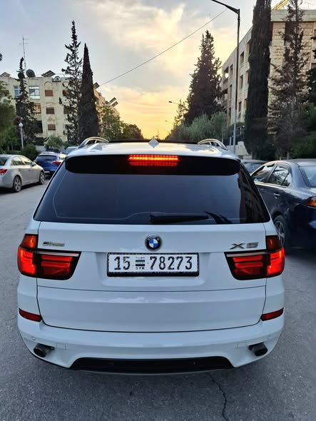 بي إم دبليو X5 2012 - صورة 2