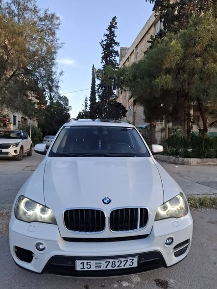 بي إم دبليو X5 2012 - صورة 3