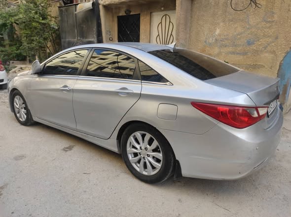 هيونداي سوناتا 2011 - صورة 2