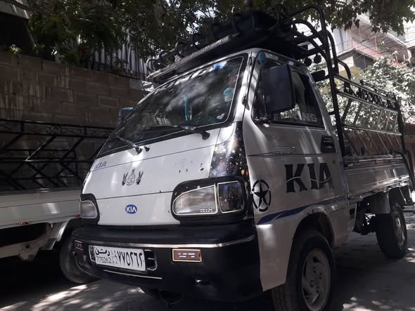 كيا تراونر 1999 - صورة 3