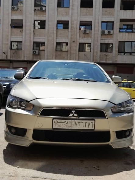 ميتسوبيشي لانسر 2009 - صورة 1