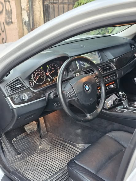 بي إم دبليو 528i 2012 - صورة 2