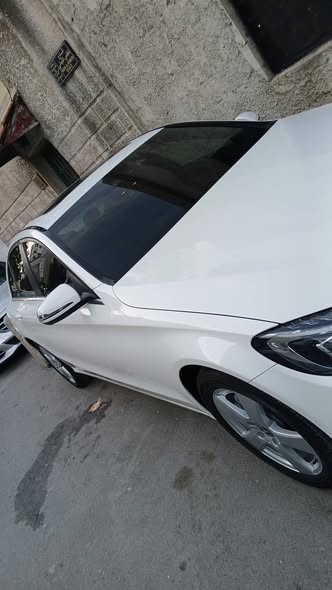 مرسيدس C200 2018 - صورة 4