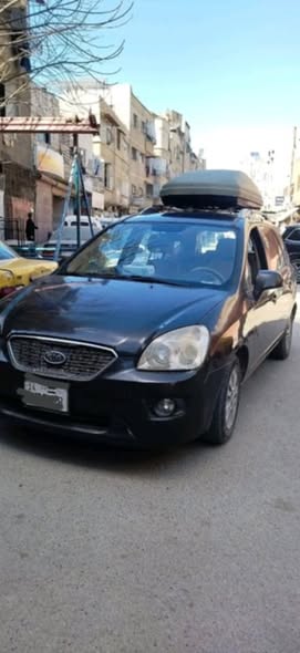 كيا كارينز 2013 - صورة 1