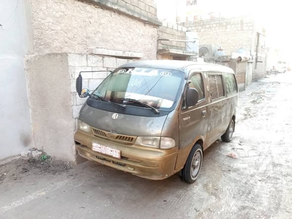 كيا سرفيس 2001 - صورة 1