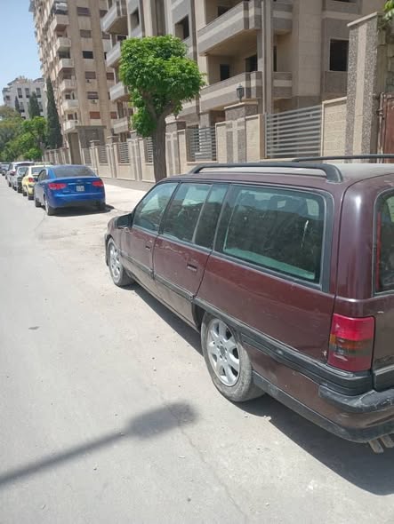 أوبل أوميغا 1993 - صورة 4
