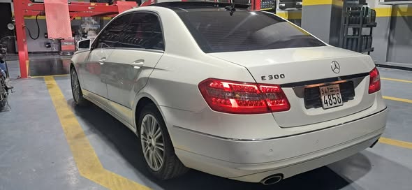 مرسيدس E-Class 2011 - صورة 4
