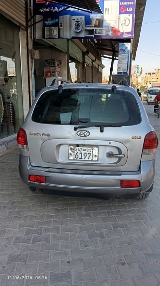هيونداي سنتافي 2005 - صورة 3