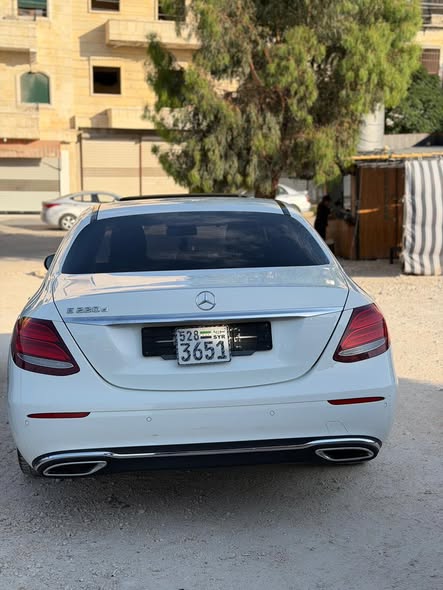 مرسيدس E 220 2017 - صورة 3