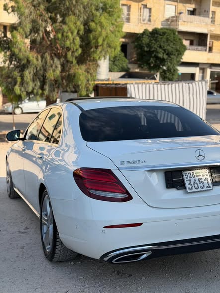 مرسيدس E 220 2017 - صورة 4