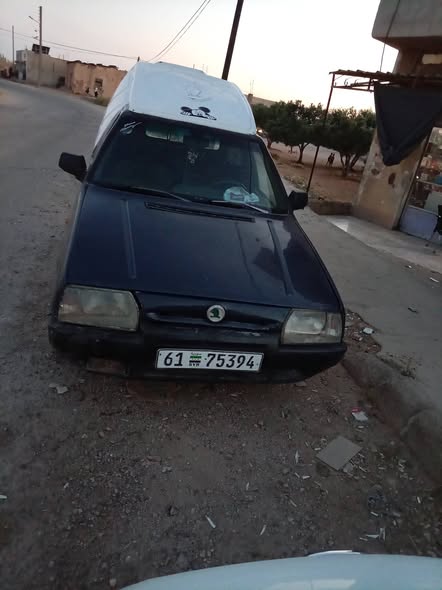 سكودا بيك أب 1995 - صورة 3