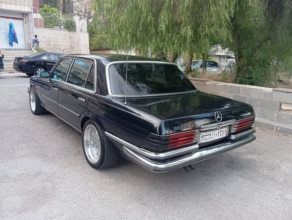 مرسيدس 280 1975 - صورة 3