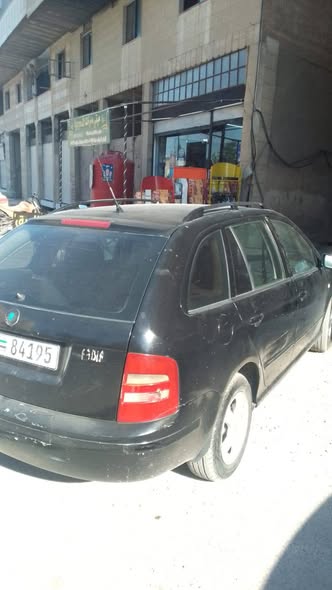 سكودا فابيا 2003 - صورة 3