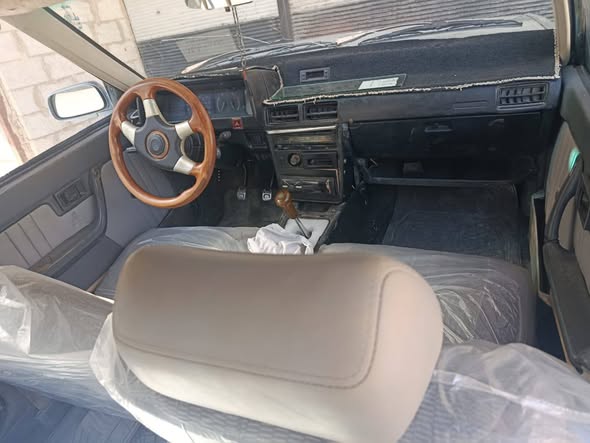 ميتسوبيشي لانسر 1983 - صورة 5
