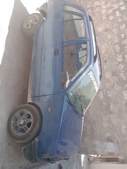 سوزوكي سويفت 2003 - صورة 3