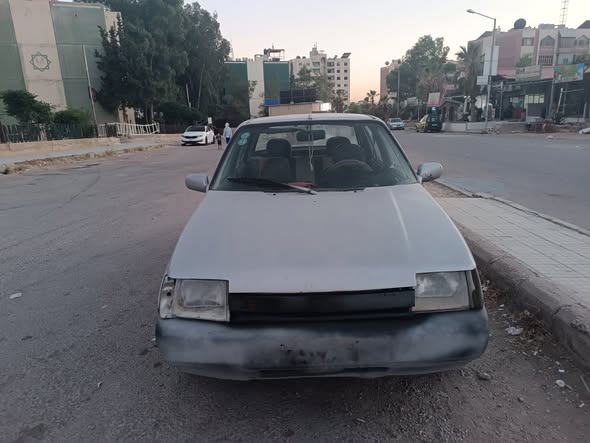 زاز زاز 2001 - صورة 3